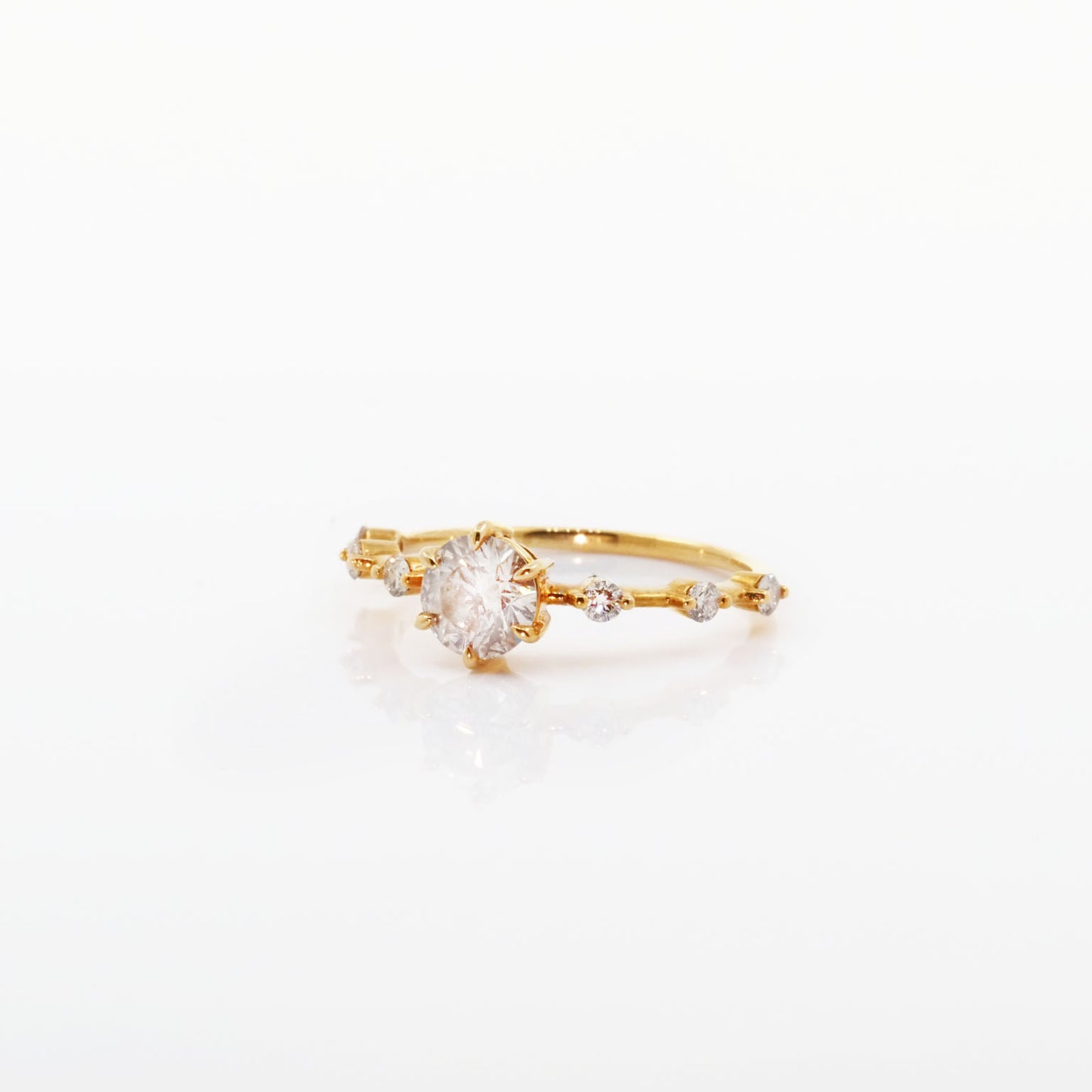 Hana Diamond Ring